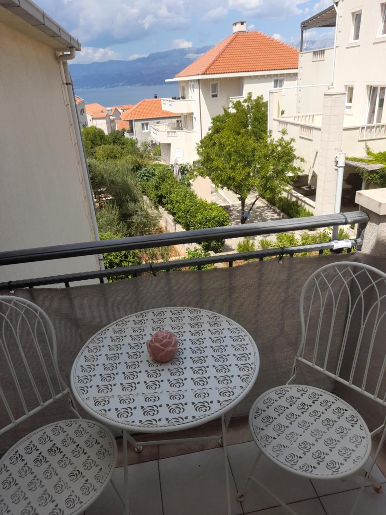 Nives B. Apartment Supetar Bagian luar foto
